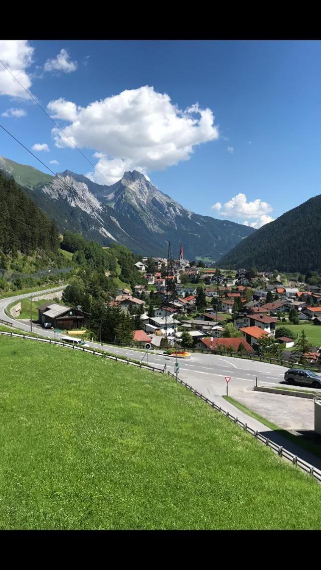 Ferienhaus Bergkristall Pettneu am Arlberg Eksteriør billede